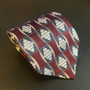 Vintage Pierre Cardin Silk Men’s Tie Made in USA Diamond Gemoetric Red